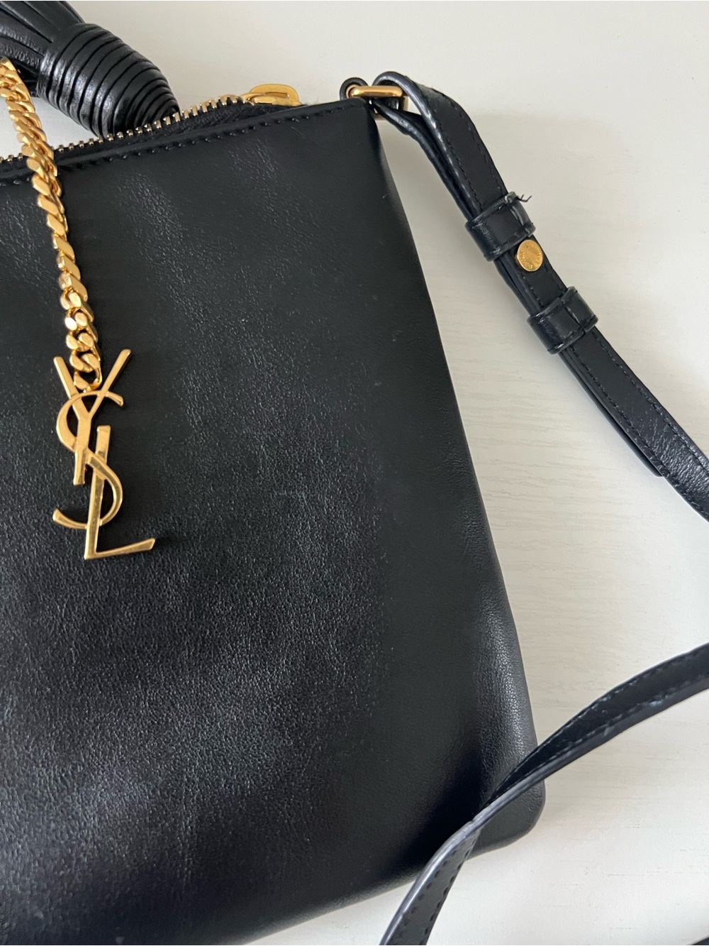Saint Laurent Black Leather Crossbody with Tassel and Gold Logo - Picture 4 of 16